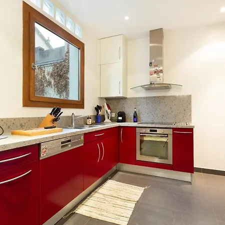 Holiday home Charming Rustic Red Family By Guestready