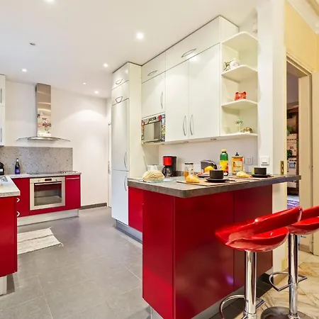 Holiday home Charming Rustic Red Family By Guestready *
